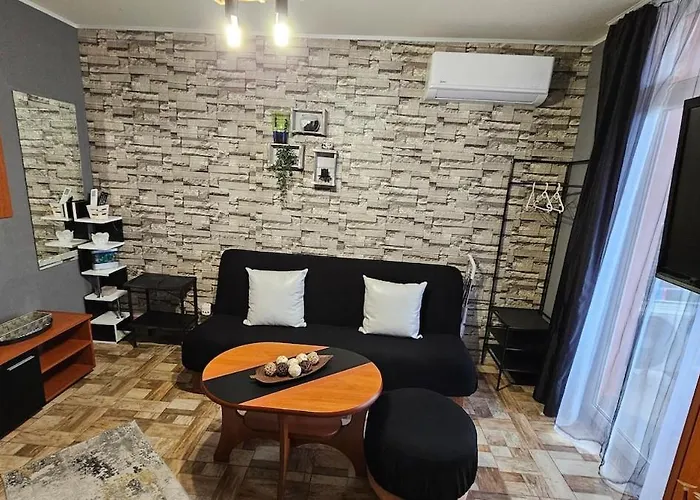 67 & 16 Rainbow Complex Διαμέρισμα