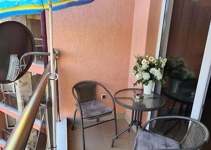 67 & 16 Rainbow Complex Διαμέρισμα *