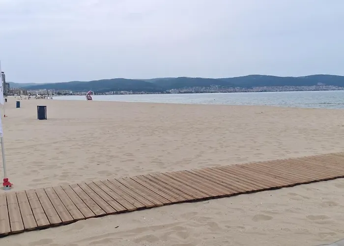 67 & 16 Rainbow Complex *