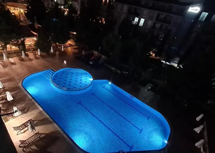 67 & 16 Rainbow Complex *