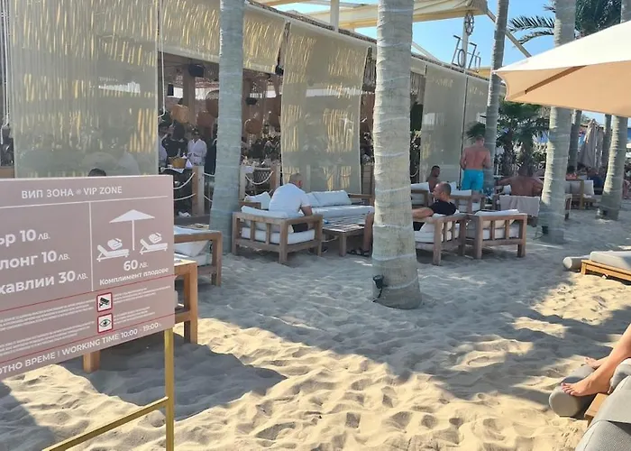 67 & 16 Rainbow Complex