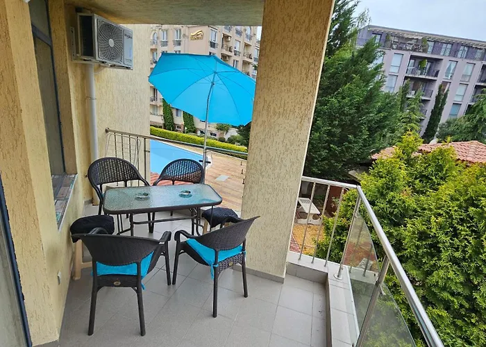 67 & 16 Rainbow Complex *